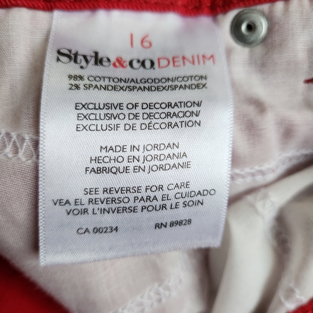Style &Co Red Jeans - Picture 7 of 7